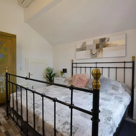 Calm Countryside Manor With Pool - With Pool Villa Rovinj